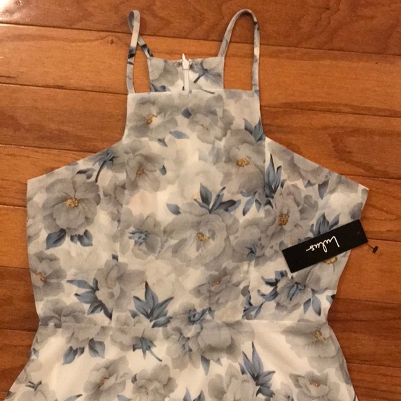 🌸 High Neck Lulus floral fit and flare dress- New - Picture 4 of 11